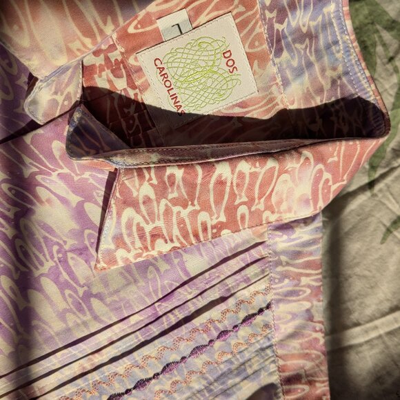 Dos Carolinas Classic Guayabera (Size: L) [Pink & Purple Fish Pattern] - Picture 3 of 7